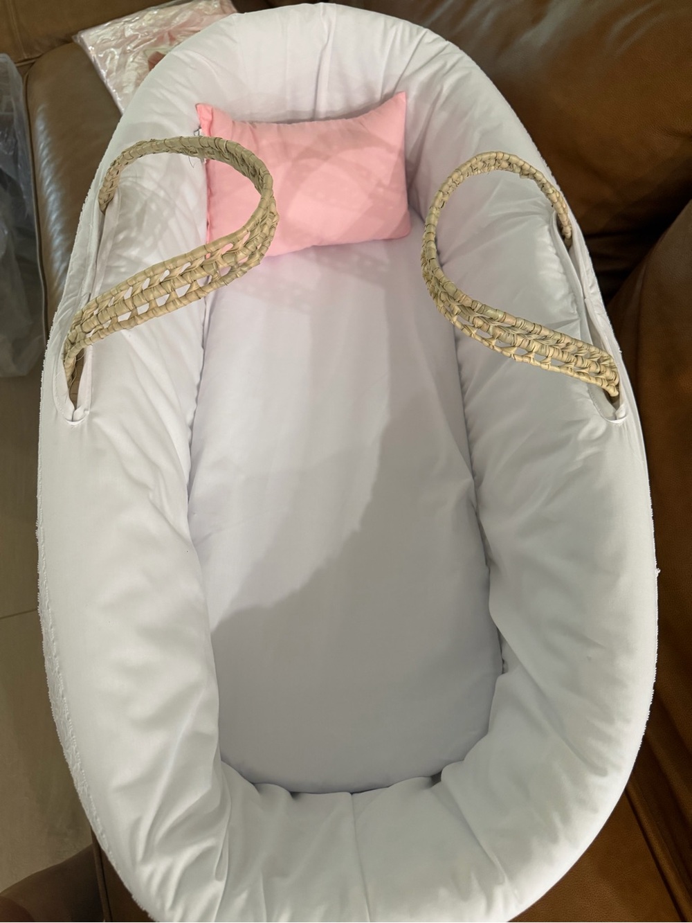 White Quilted Moses Basket with Woven Handles NWOT - Picture 6 of 10